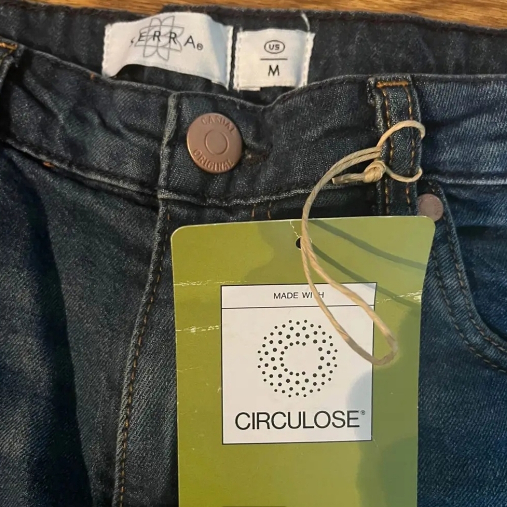 Nwt SERRA Blue Straight Leg Jeans, Sz Med, Dark Wash - Picture 4 of 7
